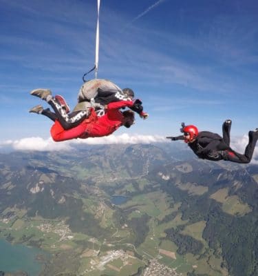 BON CADEAU - SAUT EN PARACHUTE TANDEM DEPUIS UN AVION + Vidéo/Photos